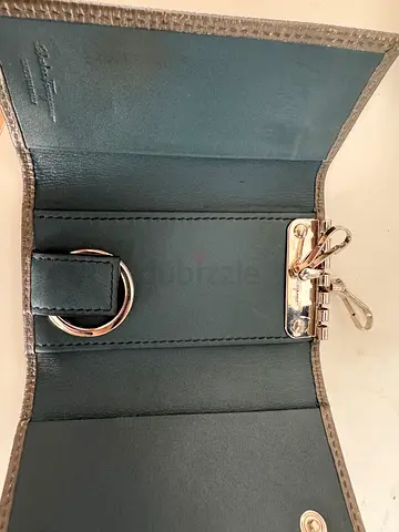 Authenticity Salvator ferragamo key holder organizer (trifold) - dark green/teal