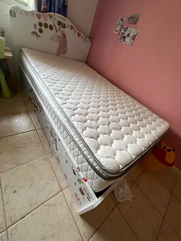 Single bed with mattress (120*200) -good condition