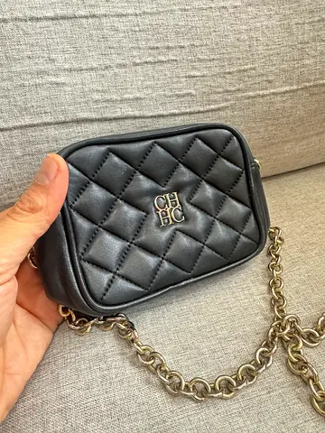 Carolina Herrera Black leather chain crossbody bag – authentic