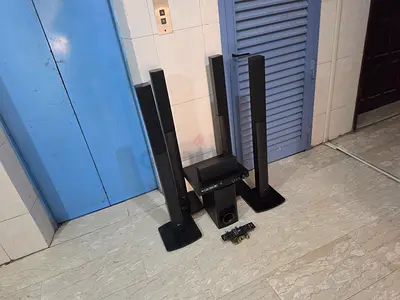 LG 5.1ch (Bluetooth, Aux) Dolby Home Theatre System in excellent working condition