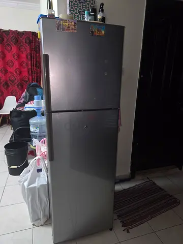 ثلاجة