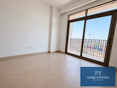 Spacious 2BR Apartment | Fully Equipped Kitchen | Road View | Azizi Amber