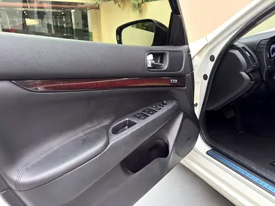 2014 Infiniti G25 照片 13