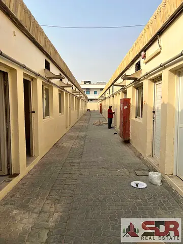 Labour Camp Room for Rent – Sajja, Sharjah AED 3,500/Month – All Inclusive * Prime Location – Sajja, Sharjah * Capacity: 6 Persons * Rent: AED 3,500 per room * Gas, Water & Electricity Included * Read
