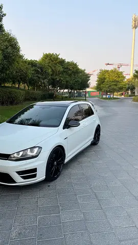 صورة 3 لـ 2017 Volkswagen GOLF R