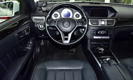 2014 Mercedes-BENZ E-CLASS photo 12