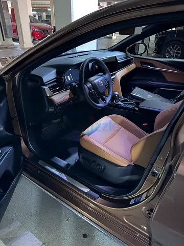 Toyota Camry GLE, миниатюра 2