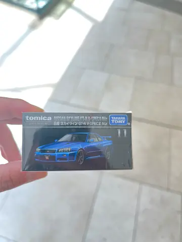 Nissan skyline bnr34 diecast