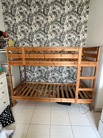 Solid Pine Single/Single-Size Bed Frame with Slats - Good Condition