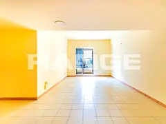 Bright | WellMaintained | Closed Kitchen