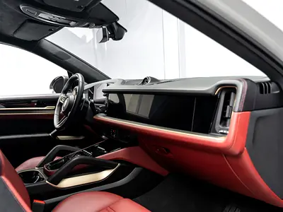 صورة مصغرة 13 لـ 2025 Porsche CAYENNE
