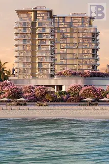 BOUTIQUE WATERFRONT RESIDENCES | PRIVATE POOL IN EVERY RESIDENCE | PRIVATE BEACH CLUB ACCESS | STRON