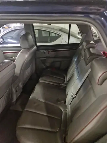Well-Maintained Hyundai Santa Fe Blue 2006 | Korean Specs
