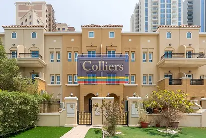 Modern Villa with Garden & Parking | Good Location