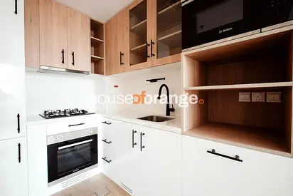 Brand New | 1 Bedroom | Town square