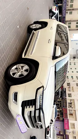 Toyota Land Cruiser GXR 2015 | GCC Specs | Well Maintained