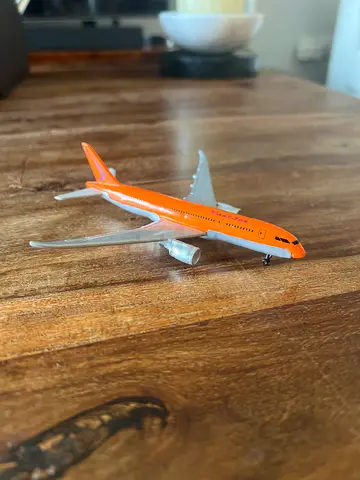 Diecast Plane Model - Boeing 787