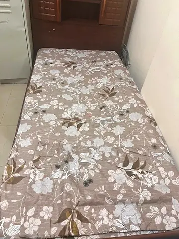 BED SPACE AVAILABLE FOR BACHELORS IN SHABIA 12 FROM SEPTEMBER ONWARDS