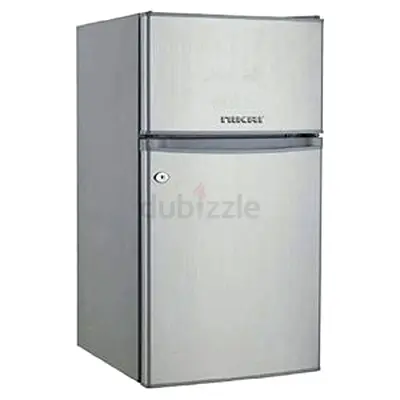 Nikki 135L Compact two-door fridge with top freezer - good condition
