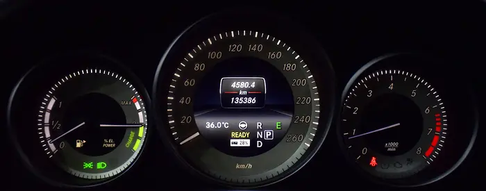 2014 Mercedes-BENZ E-CLASS photo 13