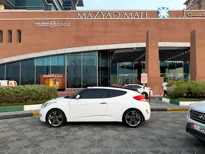 صورة 11 لـ 2015 Hyundai VELOSTER