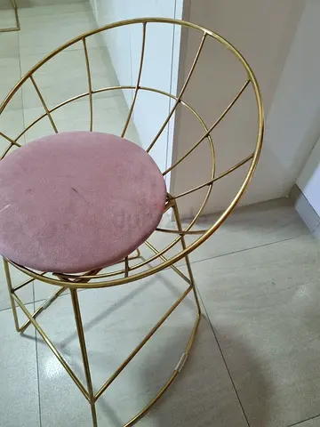 Gold Frame Accent Chair with Pink Velvet Seat - Modern Design