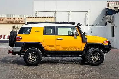 2020 Toyota FJ CRUISER photo 4