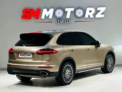 2016 Porsche CAYENNE 照片 8