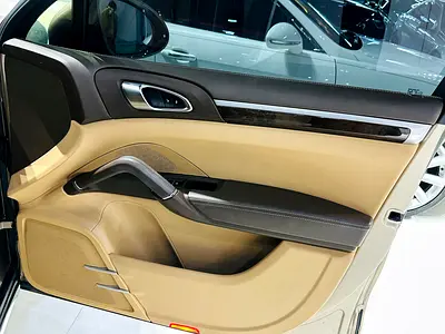 2016 Porsche CAYENNE 缩略图 16