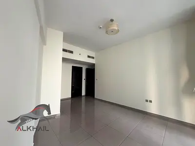 High Floor l Canal View l Spacious