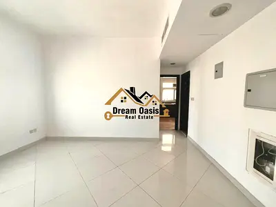 Hot Deal Specious 1BHK With Close Kitchen in Muwaileh