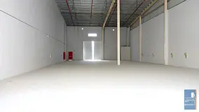 High Ceiling Warehouse with 100KW Power Capacity