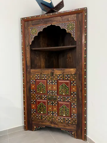 Hand-Painted Solid Wood Display Corner Cabinet/ Bookshelf