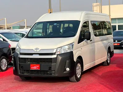 2025 Toyota HIACE — миниатюра 3