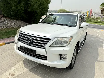 Lexus LX 570 Platinum 2013 | GCC Specs | Top Line | Low Mileage