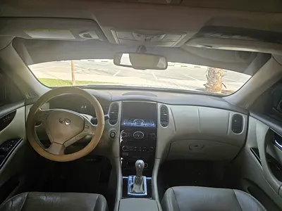 صورة 17 لـ 2015 Infiniti QX50