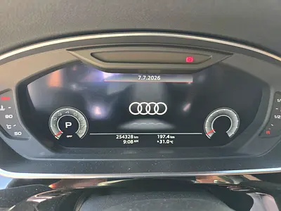 2020 AUDI A8 — миниатюра 16