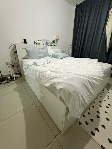White Storage Platform Bed with Headboard - King matress