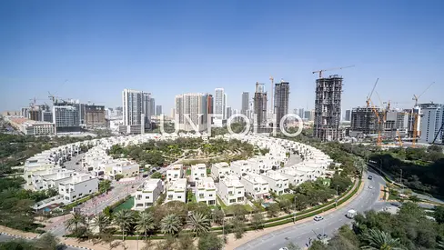 Spacious 3 Bedroom | Park View | Great Investment