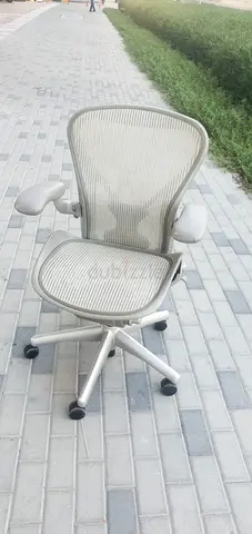 Herman Miller Aeron chair for selling.good condition only little use
