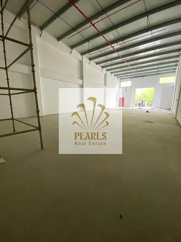 Commercial shed/warehouse for annual rent in Ajman Industrial 1 near Al Salam Street, 2,700 sq ft, suitable for all activities, 30 kW electricity, 4 o