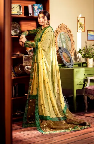 Maryum and Maria 3 piece size medium luxury loaded embroidered Green and Gold beautiful dress