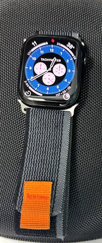 Apple watch series 11 (42mm) with warranty and Applecare+