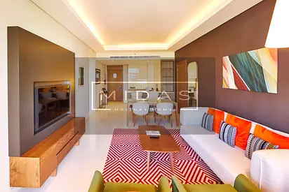 Serviced I Bills Inclusive I Balcony
