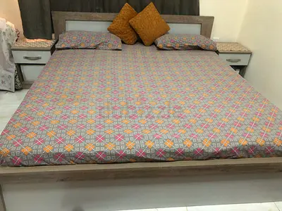 Wooden king size bed set- Good Condition