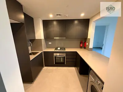 Marvelous living 2BR | Semi close kitchen | Balcony
