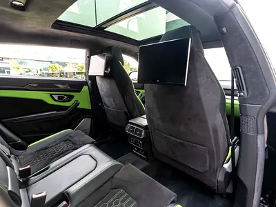 2023 Lamborghini URUS — миниатюра 19