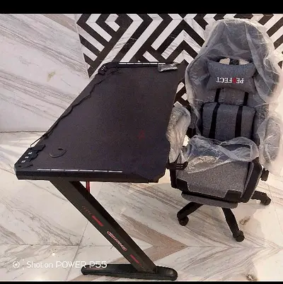 Gaming Desk with Ergonomic Racing Chair - Like New
