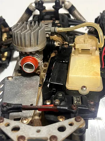 original 1990 Mugen Sport 4x4 / Super Sport 1/8 scale nitro buggy    For parts