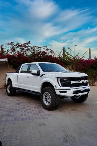 Lifted Ford F-150 Raptor GCC Specs - Excellent Condition
